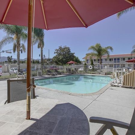 Motel 6-Corona, Ca Kültér fotó