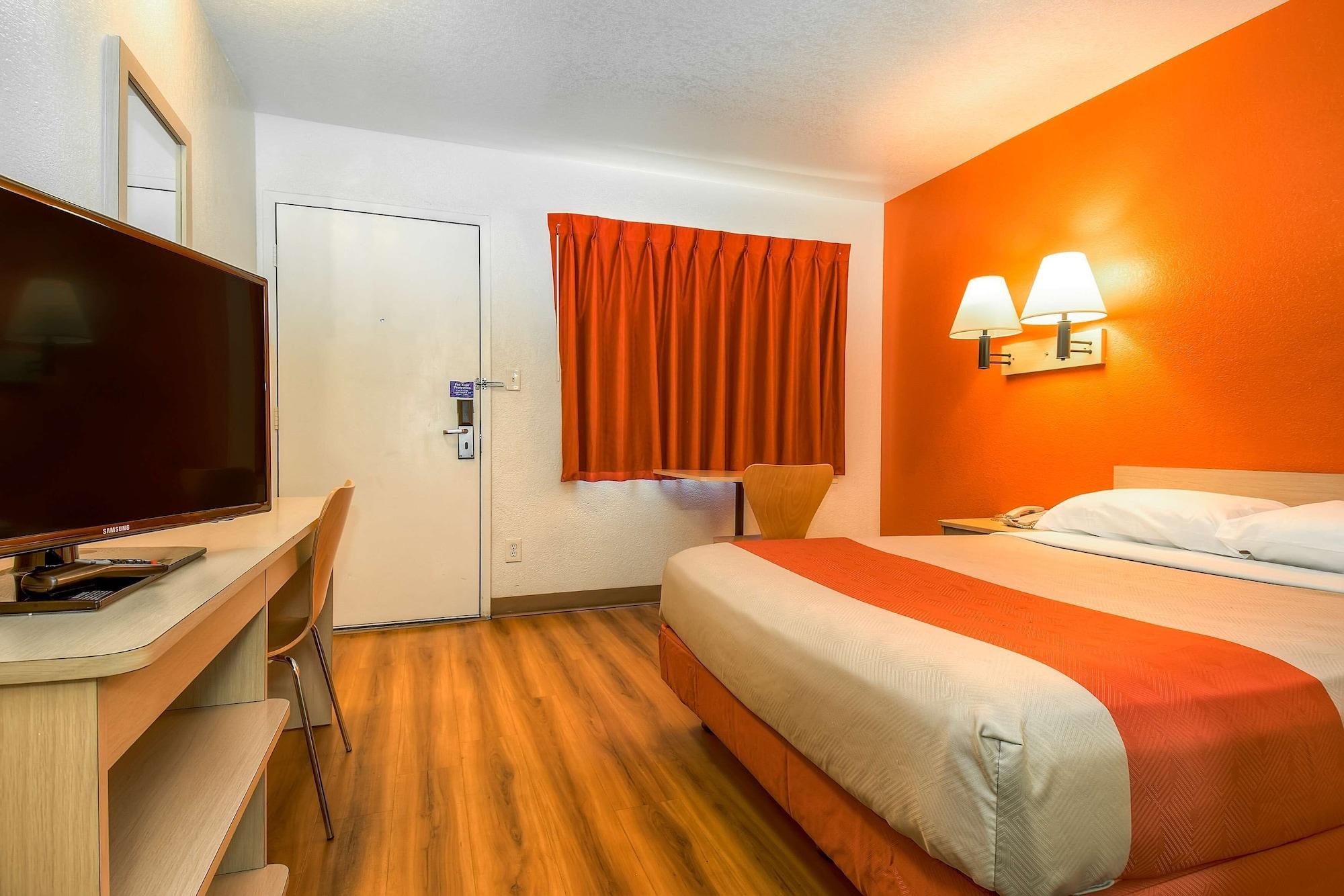 Motel 6-Corona, Ca Kültér fotó