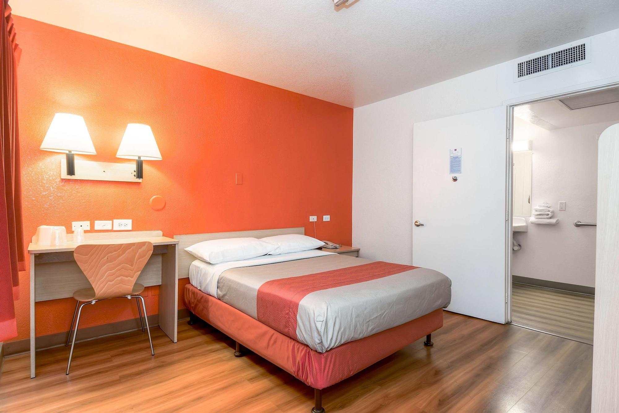Motel 6-Corona, Ca Kültér fotó