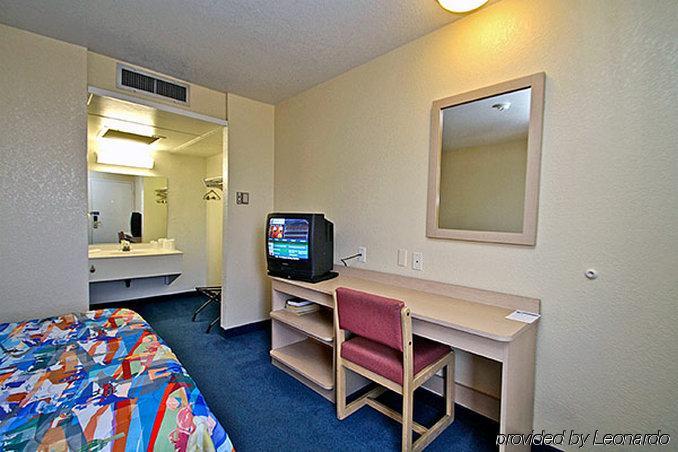 Motel 6-Corona, Ca Kültér fotó