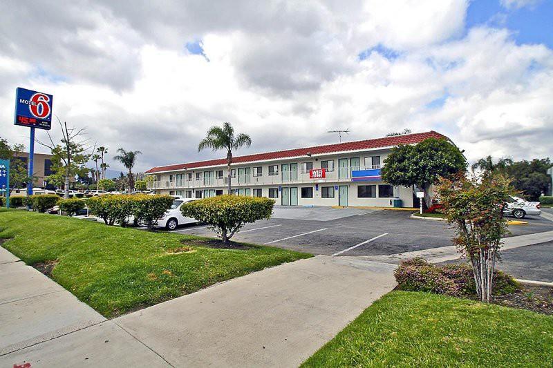 Motel 6-Corona, Ca Kültér fotó