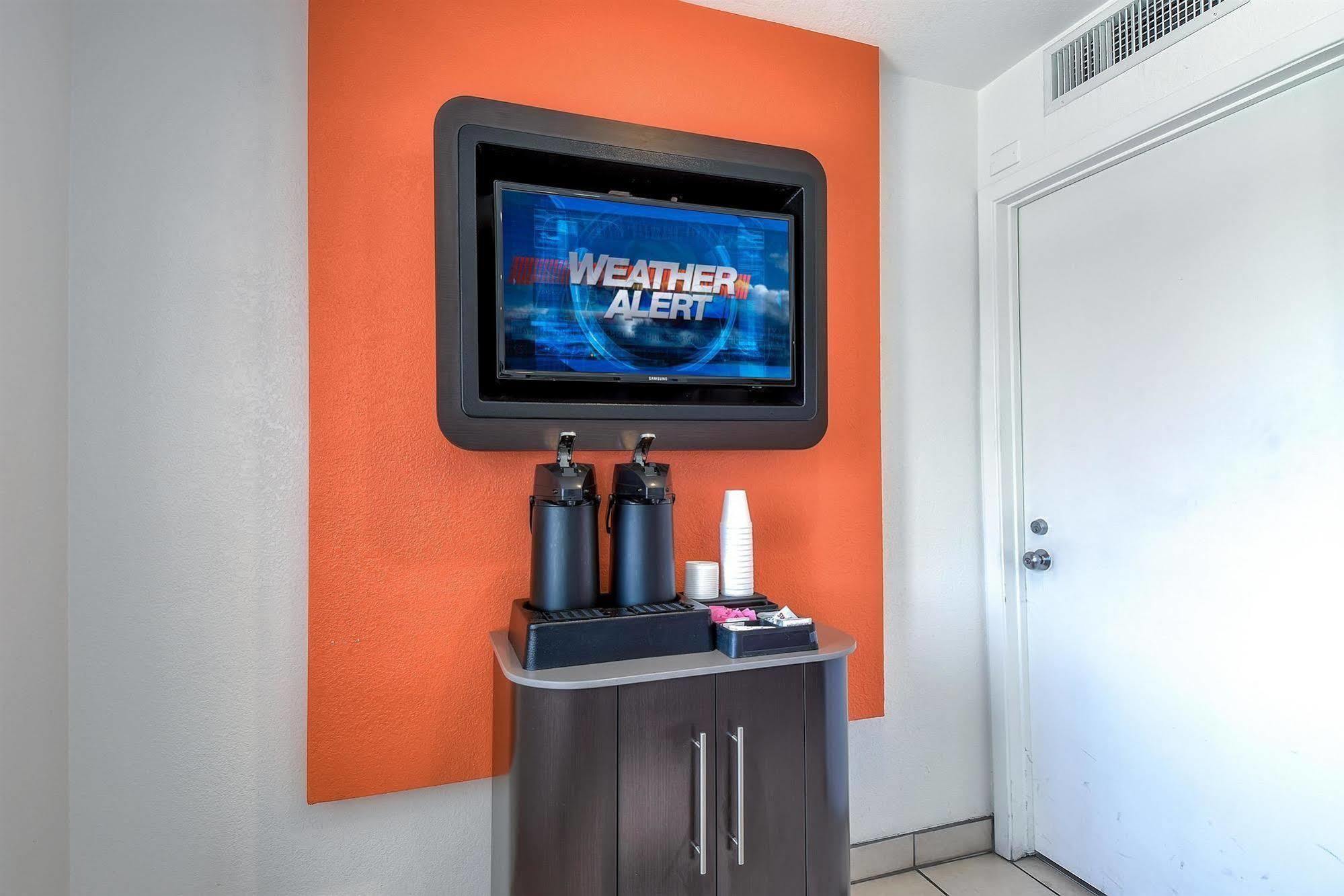 Motel 6-Corona, Ca Kültér fotó